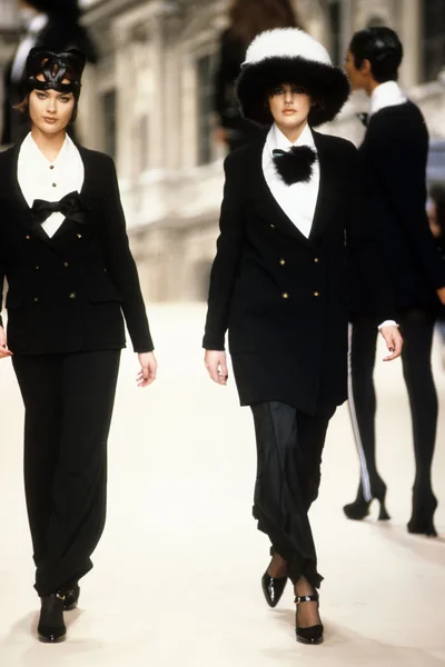 Look 123